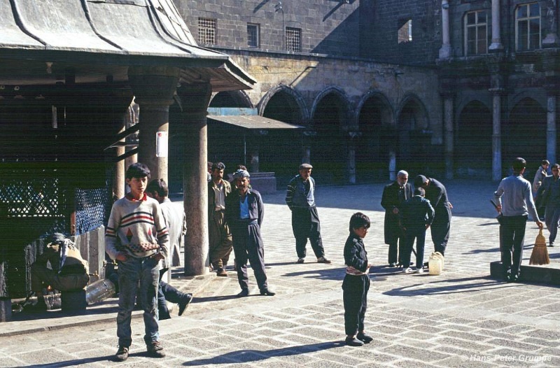 Fotoğrafçı Hans Peter Grumpe'nin objektifinden 90’larda Diyarbakır 29