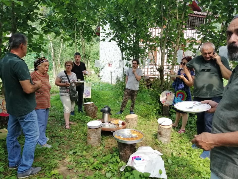 Fındık bahçesinde 'Pandemi Günleri Sergisi' 9