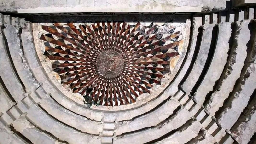 Kibyra Antik Kenti'ndeki 2 bin yıllık Medusa mozaiği ziyarete açıldı 4