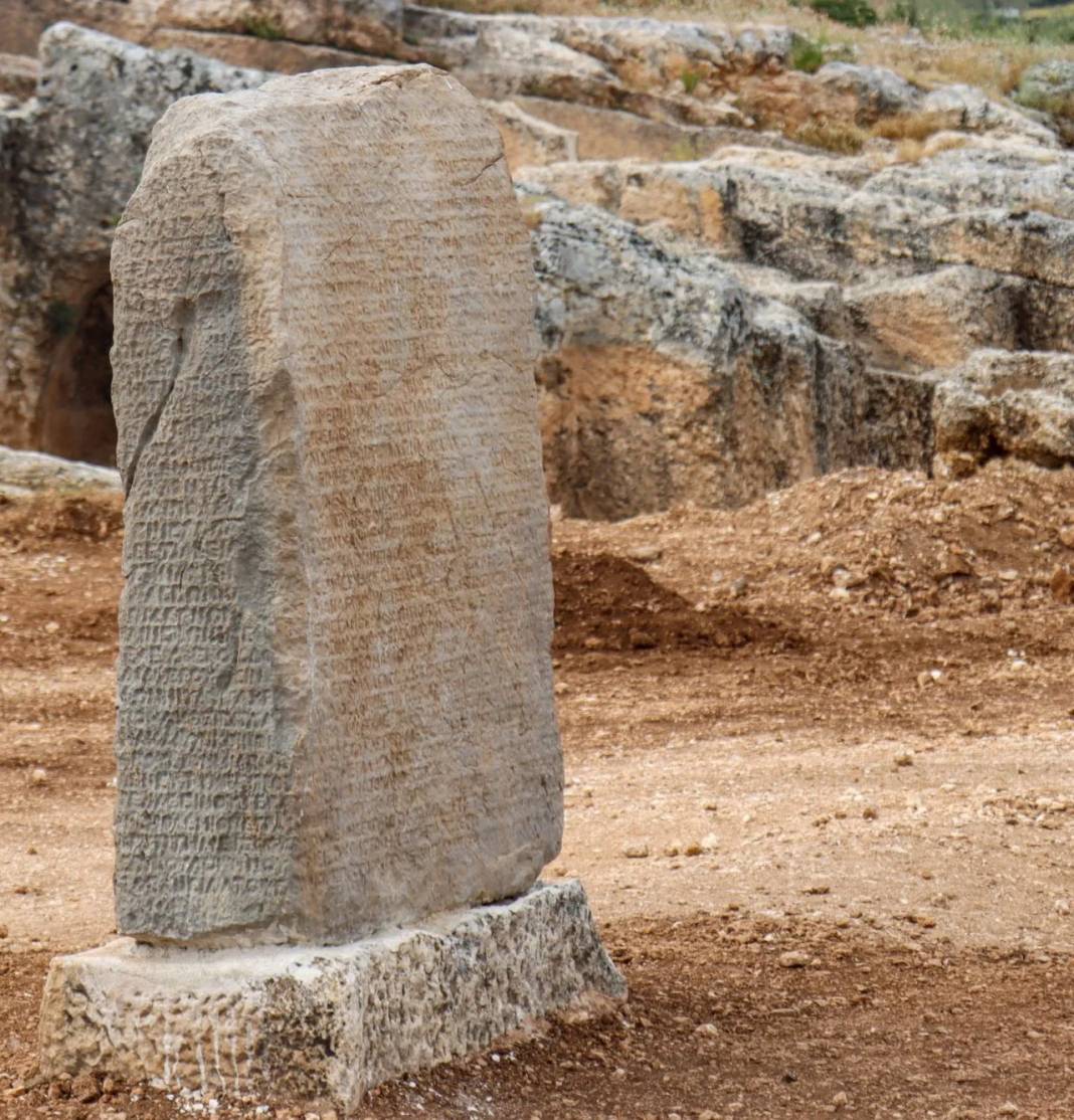 Adıyaman'daki 2 bin yıllık tokalaşma anıtı ve yazıt Perre Antik Kenti'nde sergilenecek 1