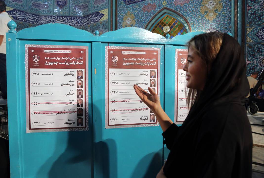 Fotoğraflarla İran Cumhurbaşkanlığı seçimi 7