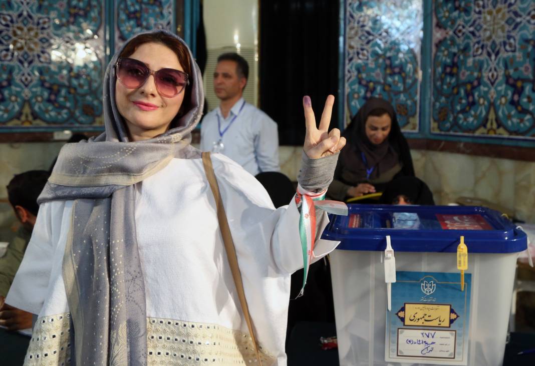 Fotoğraflarla İran Cumhurbaşkanlığı seçimi 6