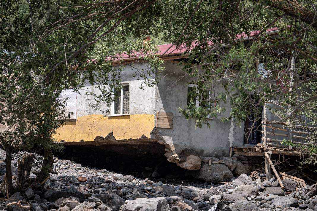 Erzurum'da selin yarattığı tahribatın görüntüleri 8