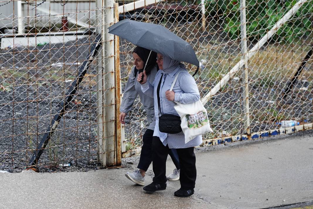 İstanbul güne sağanak yağışla uyandı 5