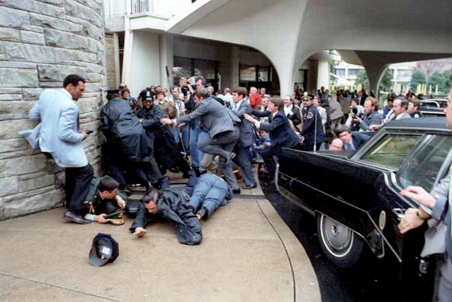 Suikaste uğrayan ABD Başkanları: Lincoln'den Kennedy'ye, Reagen'dan Trump'a... 17