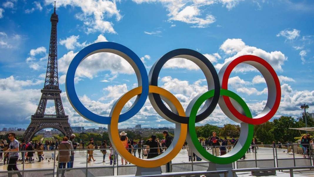 Paris 2024 Olimpiyat Oyunları'nda bir ilk: Eşit sayıda erkek ve kadın sporcu katılacak 1