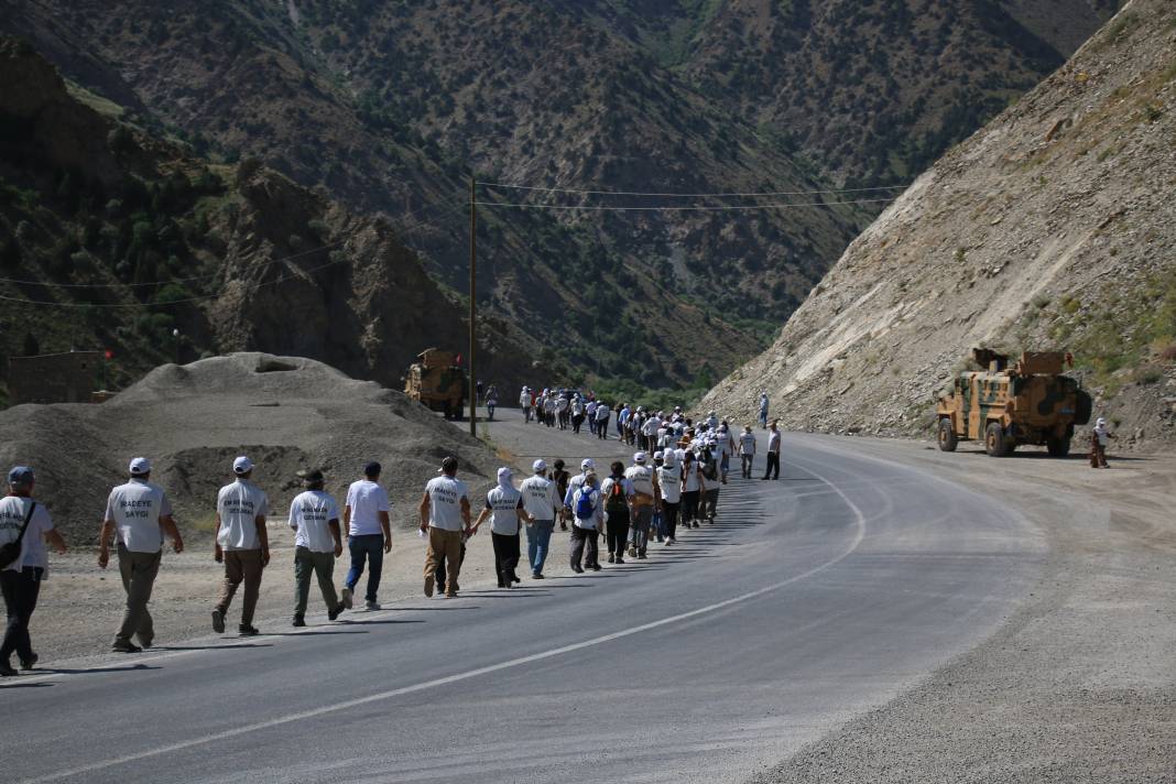 'İradeye Saygı Yürüyüşü' Hakkari'ye yaklaştı 3