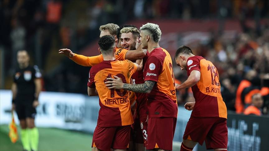 Avrupa Ligi'nde zor kuralar listelendi: Galatasaray'a 'ballı kura', Fenerbahçe'ye 'ölüm grubu' 16