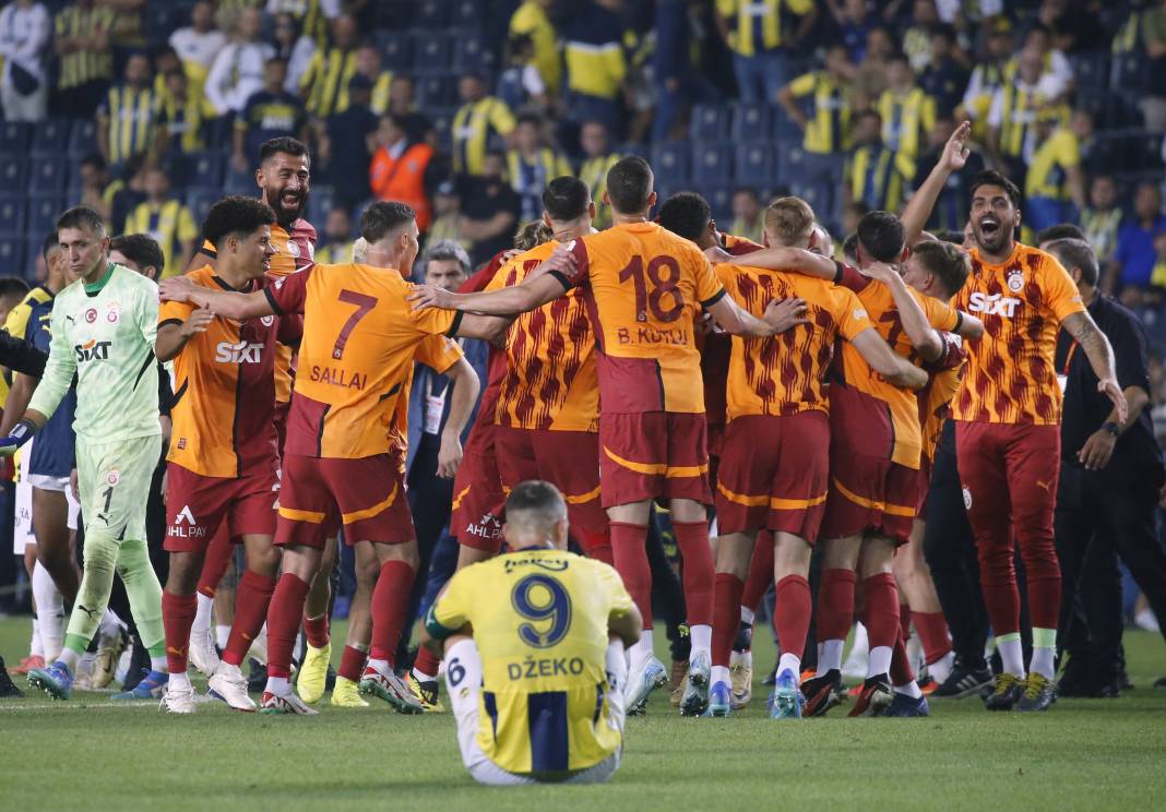 Fenerbahçe - Galatasaray maçından kareler: 'Bizim için rahat bir maç oldu' 8