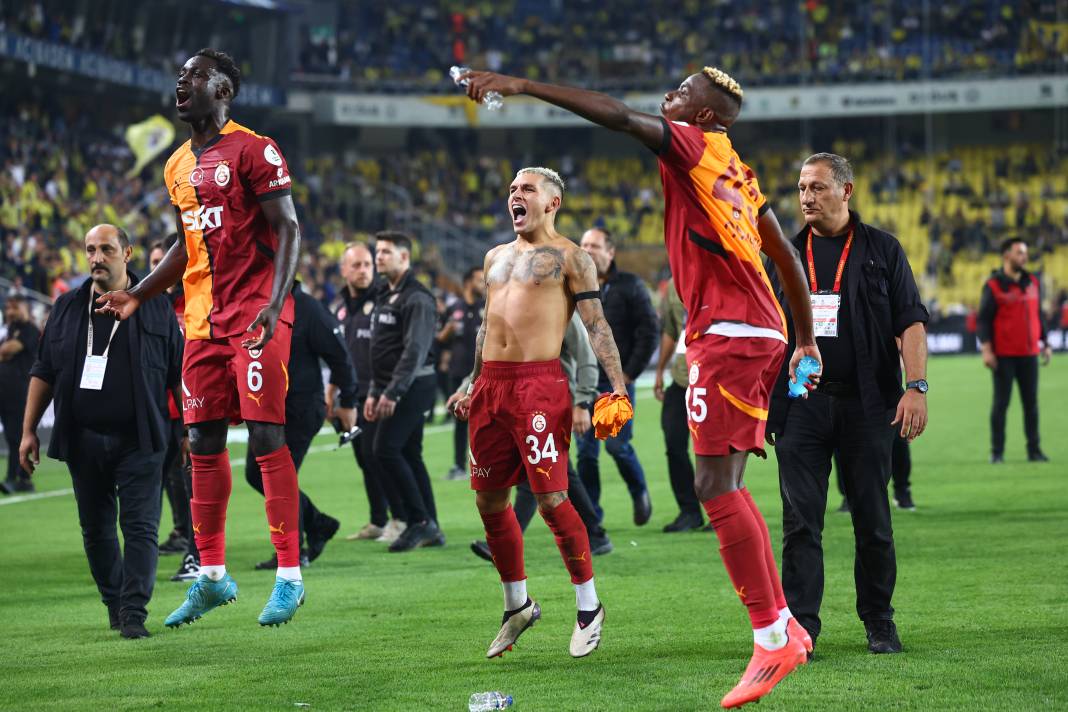 Fenerbahçe - Galatasaray maçından kareler: 'Bizim için rahat bir maç oldu' 14