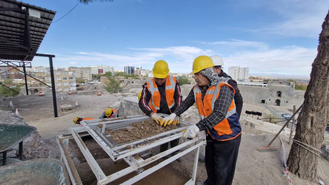 Amida Höyük’te 5 bin yıllık mühür bulundu 7