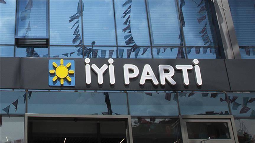 Son ankete göre partilerin oy oranları: Birincilik yarışı bıçak sırtı, DEM Parti MHP'yi geçti 5