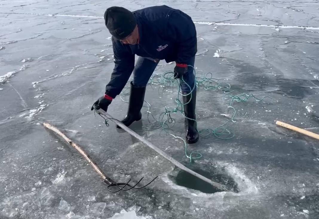 Eskimo usulü balık avı için Çıldır Gölü'ne ilk ağlar atıldı 9