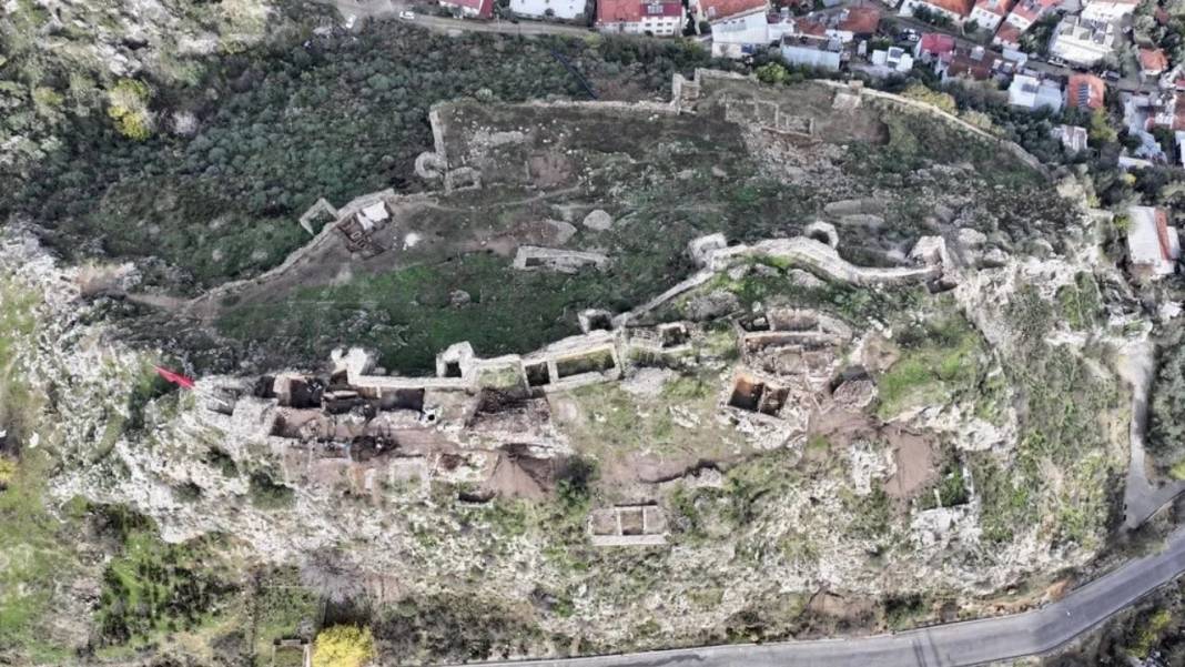 Fethiye kalesinden çıkan buluntular 2 bin 600 yıllık tarihe ışık tutuyor 3