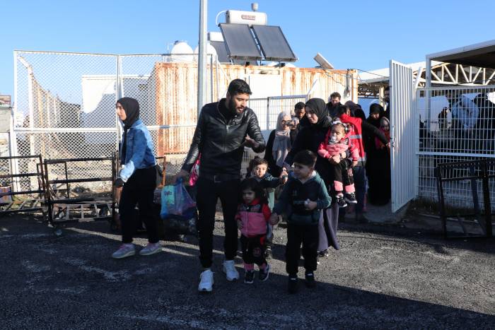 Türkiye'deki Suriyeliler için 'sınırdan geçiş kolaylığı' genelgesi 1