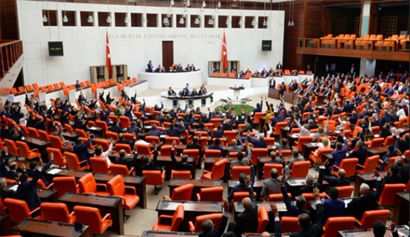 Milletvekillerinden hükümete 'sokağa çıkma yasağı' çağrısı
