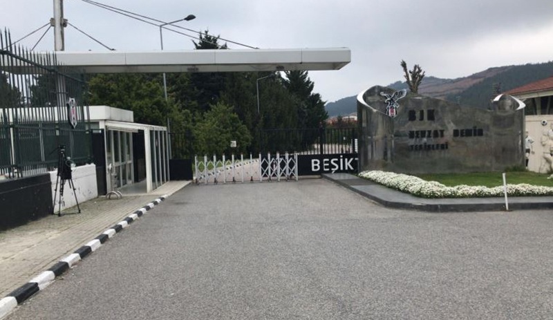 Beşiktaş sahaya indi