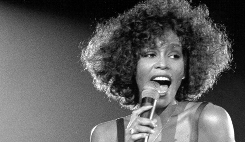 Whitney Houston'ın hayatını konu alacak filmin senaristi belli oldu