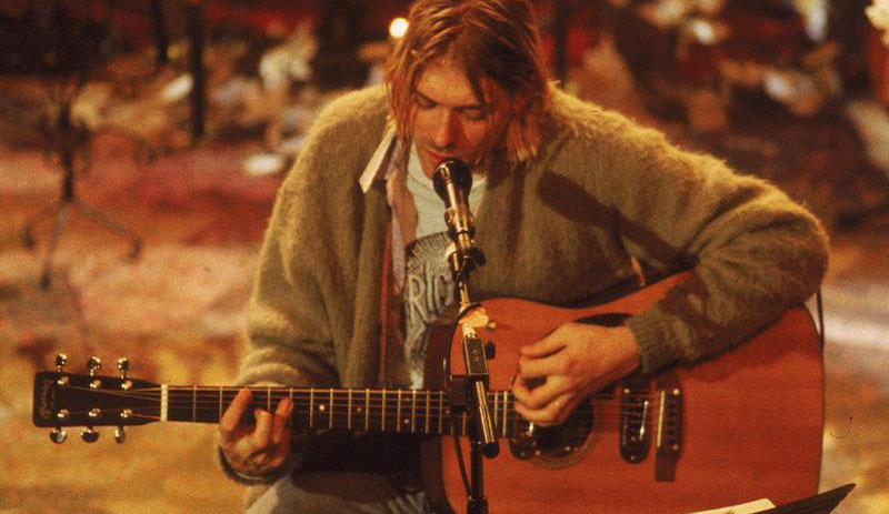 Kurt Cobain'in gitarı açık artırmayla satılacak