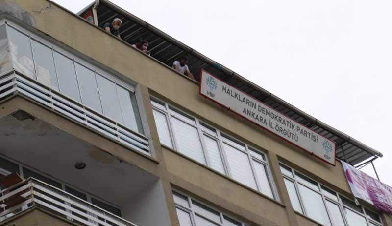 HDP Ankara İl Eş Başkanı darp edilerek gözaltına alındı
