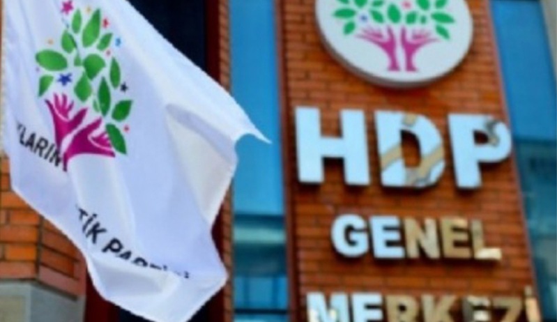 HDP: Halkımız DTK’ye yönelik darbeye karşı kurumlarının etrafında kenetlenmeli