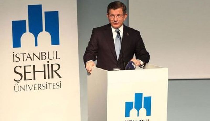Erdoğan, Davutoğlu'nun kurduğu İstanbul Şehir Üniversitesi'nin faaliyet iznini kaldırdı
