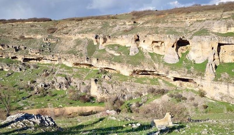 Dersim'de şimdi de arkeolojik sit alanına taş ocağı