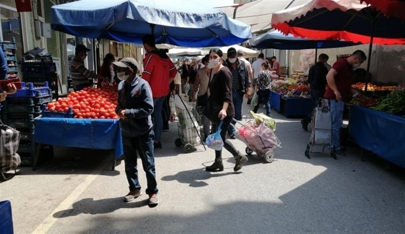 Bilim Kurulu Üyesi yurttaşları pazarda uyardı