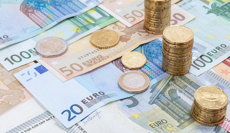 Euro, yeni haftaya yükselişle başladı, 8 TL seviyesini geçti