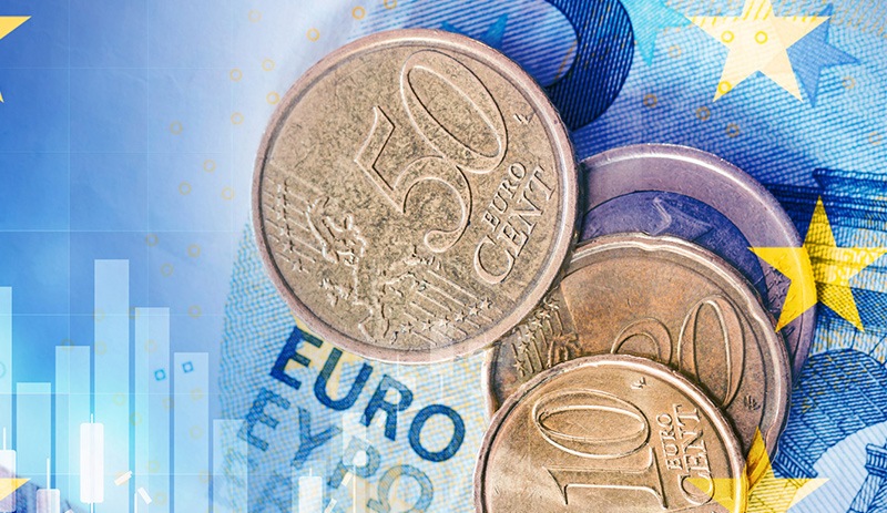 Euro Bölgesi'nde ekonomi ikinci çeyrekte yüzde 12,1 küçüldü