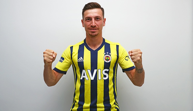 Fenerbahçe, Mert Hakan Yandaş transferini açıkladı