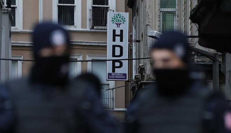 HDP'ye yönelik operasyona tepki: Gözaltılar Saray’a düğün hediyesi