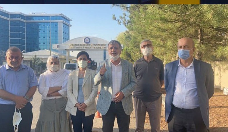 Gözaltındaki HDP'liler yemek boykotunda
