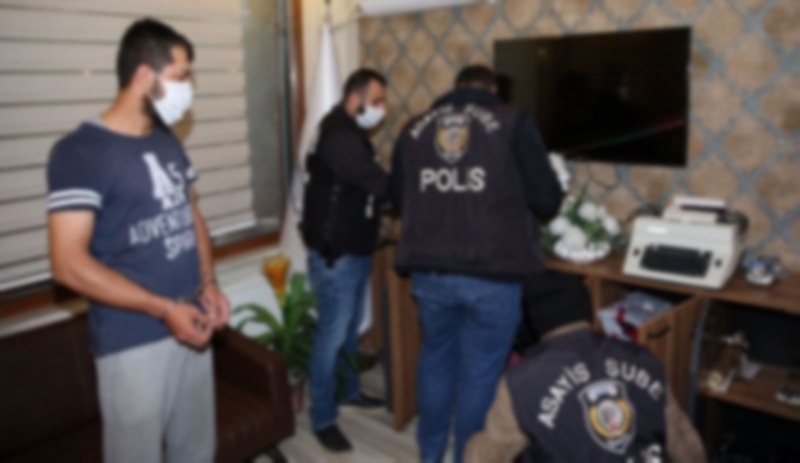 8 ilde rüşvet operasyonu: 14'ü kamu çalışanı 83 gözaltı kararı