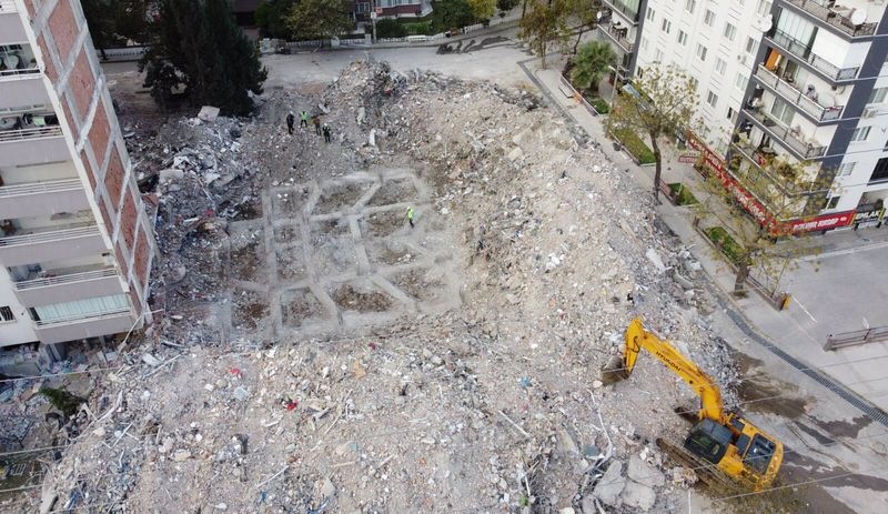 AFAD İzmir'deki son durumu açıkladı: Can kaybı 116'ya yükseldi