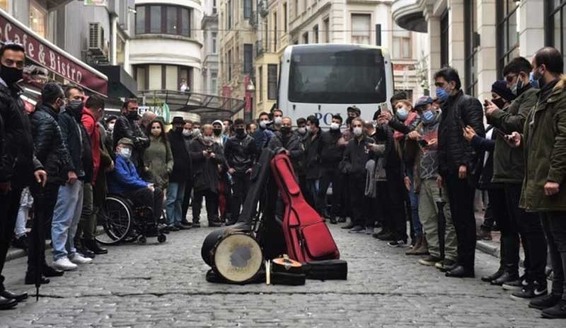 Müzisyenlerden sessiz eylem: Sanatın saati olmaz