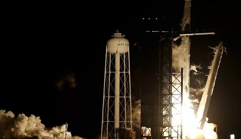 SpaceX ve NASA uzaya ilk operasyonel mürettabatlı uçuş gerçekleştirdi