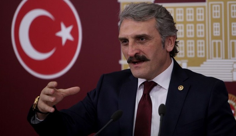 Tarihi çeşmeye babasının adını yazdıran AKP'li Çamlı: Ne var yani bunda?