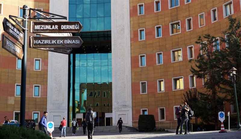 Yeditepe Üniversitesi'nden geri adım: Sınavlar online yapılacak