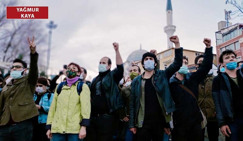 Polis müdahalesine uğrayan Boğaziçi öğrencileri: Kayyımlar gidene kadar direnişe devam edeceğiz