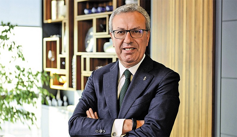 Türkiye İş Bankası Genel Müdürü Adnan Bali görevinden ayrılıyor