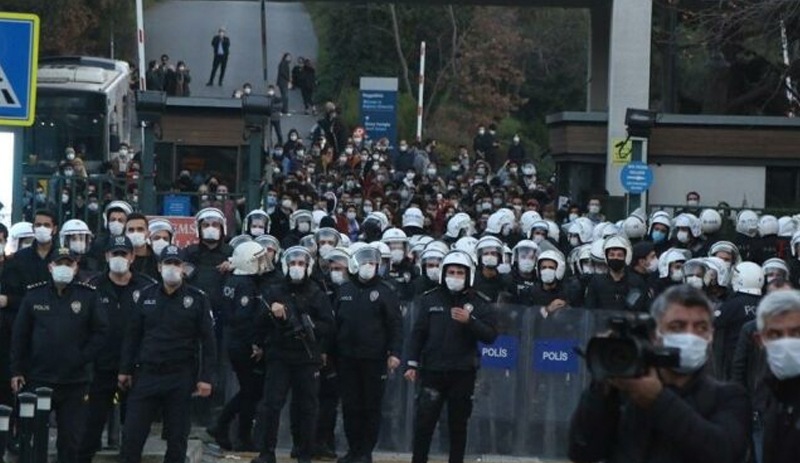 Beşiktaş ve Sarıyer'de gösteri ve yürüyüşler yasaklandı