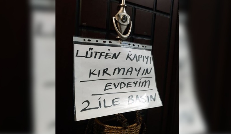 Polisin kapıyı kırmasından endişelen Boğaziçilinin ailesi: Lütfen kapıyı kırmayın, evdeyim