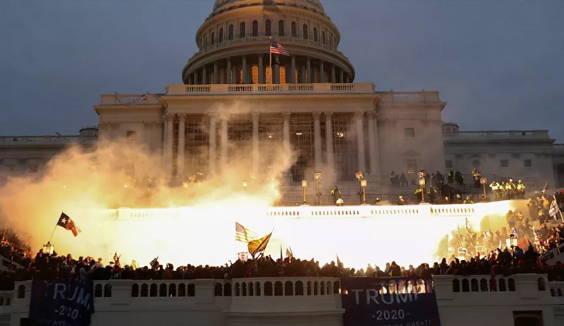 ABD'de Kongre işgalinin ardından Beyaz Saray'dan 3 istifa