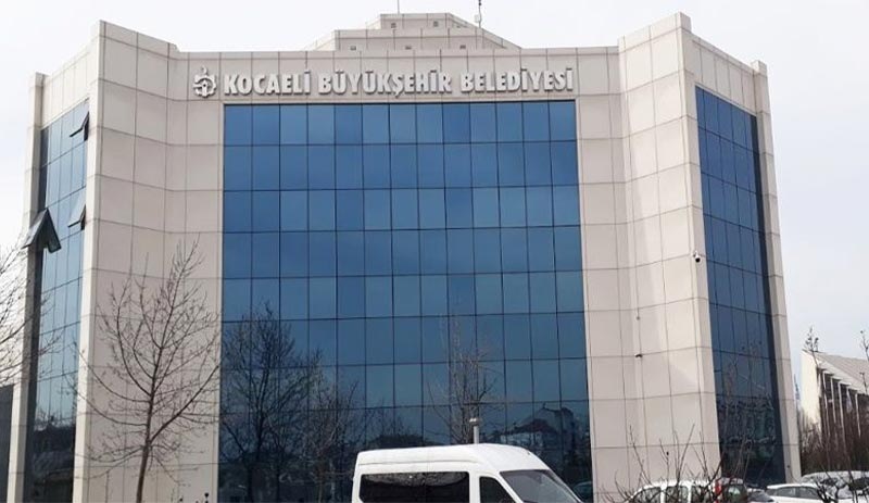 Kocaeli Büyükşehir Belediyesi işçileri 5 liralık zam teklifine karşı grev kararı aldı