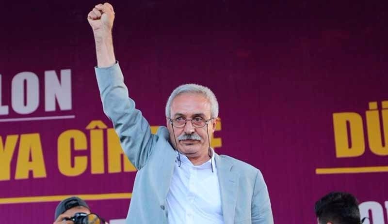 Diyarbakır Büyükşehir Belediye Eş Başkanı Selçuk Mızraklı için imza kampanyası