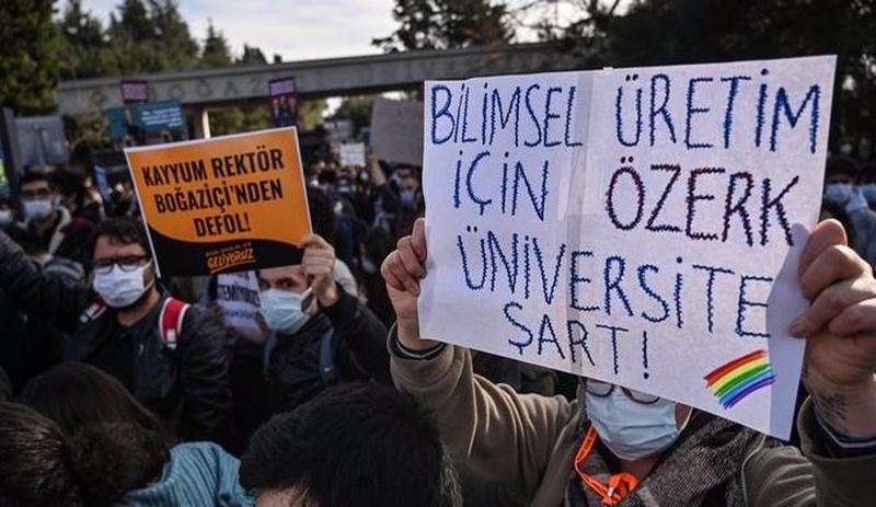 Tutuklanan Boğaziçili Üniversitesi öğrencilerinden mesaj: Bundan sonrası sizde