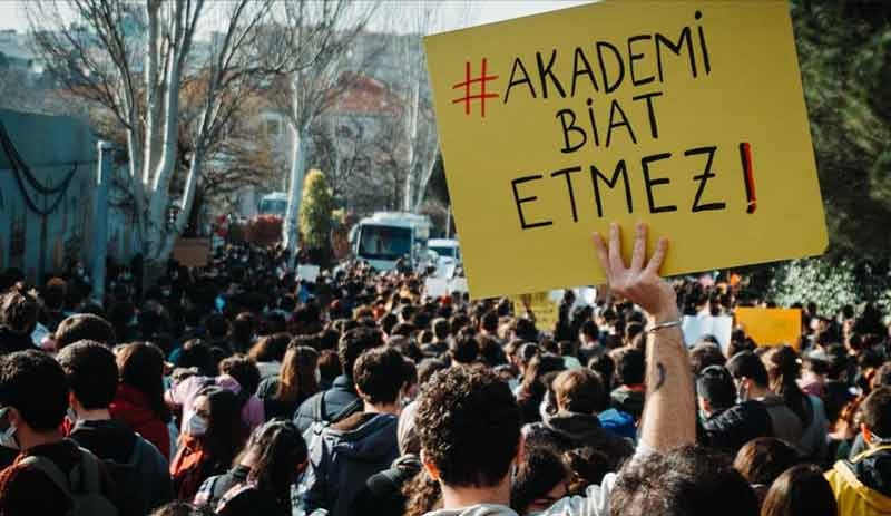 Tutuklamaya sevk edilen Boğaziçili 30 öğrenci serbest bırakıldı