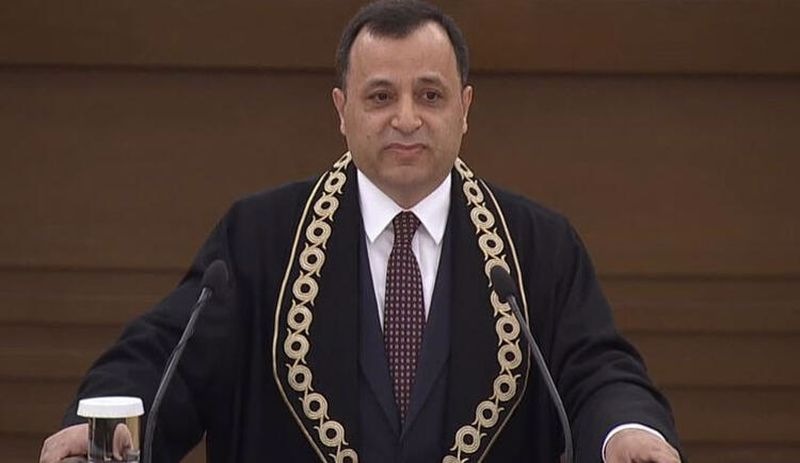 AYM Başkanı Arslan: Toplumun hukuka güveni sarsıldığında, bizi bir arada tutan değerleri koruyamayız