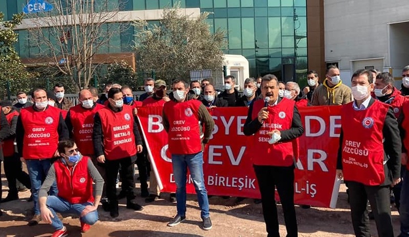 Metal işçisi greve çıktı